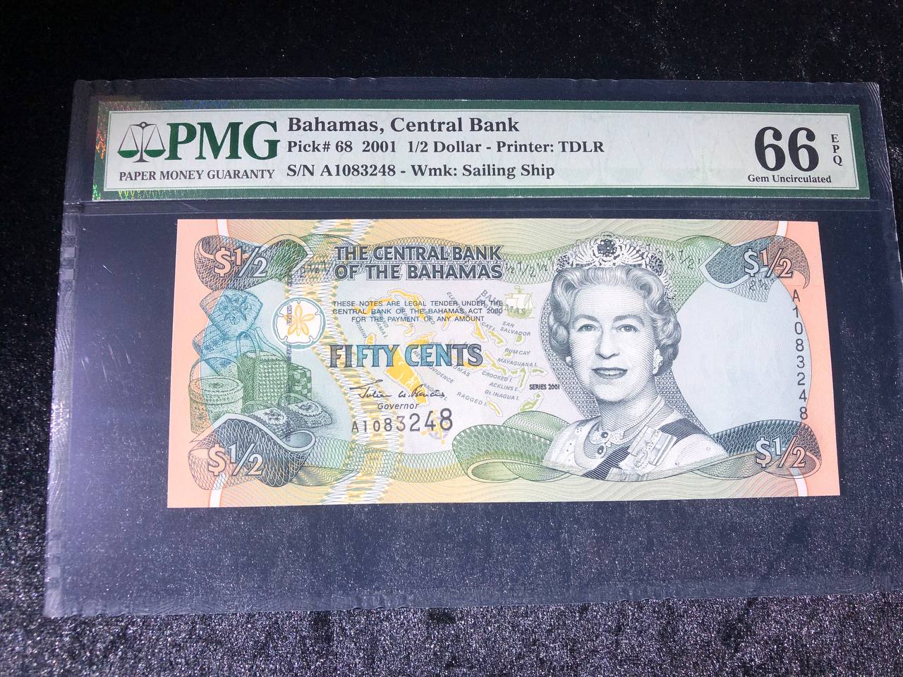 Bahamas, Central Bank 1/2 dollar, 2001 PMG 66 EPQ A1083248